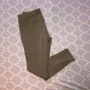 Khaki Mid-Rise Jegging